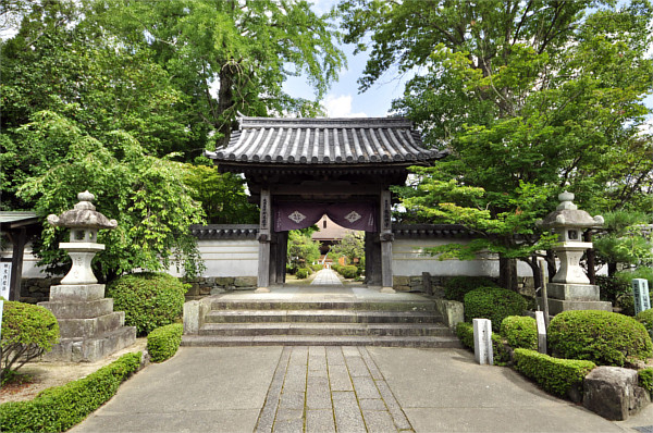 龍幅寺　山門